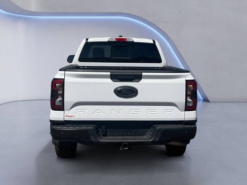Used 2025 Ford Ranger Lariat w/ FX4 Off-Road Package AWD/4WD image 4