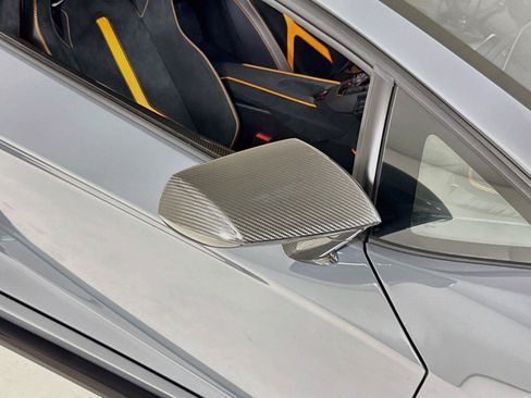 Used 2020 Lamborghini Aventador SVJ AWD/4WD image 34