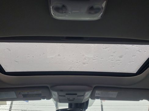 Used 2019 Toyota Tundra 4x4 CrewMax image 30