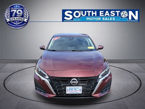 Used 2023 Nissan Altima 2.5 SV AWD/4WD image 3