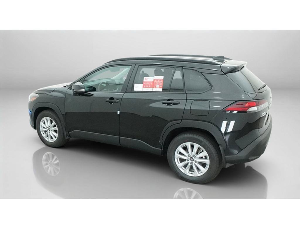 New 2026 Toyota Corolla Cross LE FWD image 4