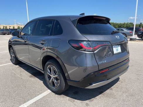 Certified 2024 Honda HR-V EX-L image 6