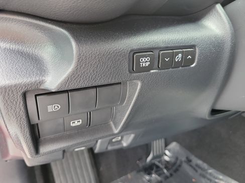 Certified 2023 Lexus IS 300 w/ Premium Package RWD image 25