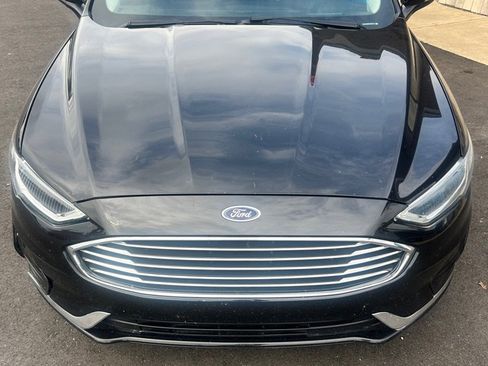 Used 2019 Ford Fusion SEL AWD/4WD image 3