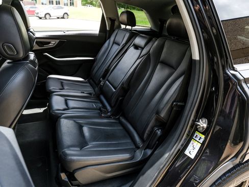 Used 2019 Audi Q7 2.0T Premium Plus w/ Premium Plus Package AWD/4WD image 37