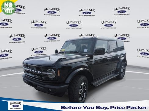 New 2026 Ford Bronco Outer Banks AWD/4WD image 1