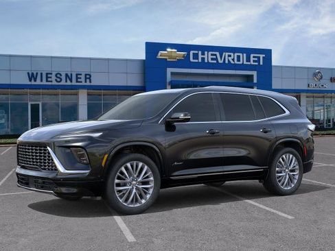 Used 2026 Buick Enclave Avenir w/ Super Cruise Package FWD image 2