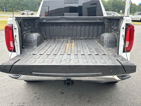 Used 2021 GMC Sierra 1500 SLT w/ SLT Convenience Package AWD/4WD image 13