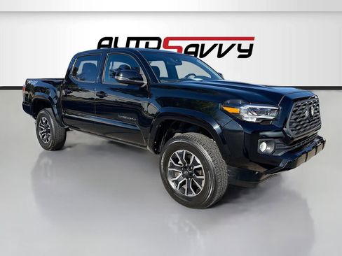 Used 2022 Toyota Tacoma TRD Sport w/ Technology Package image 1
