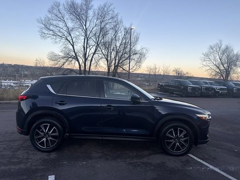 Used 2017 MAZDA CX-5 Grand Touring w/ Premium Package image 4