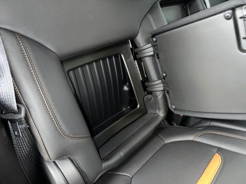 Certified 2021 GMC Sierra 2500 AT4 w/ AT4 Premium Plus Package image 34