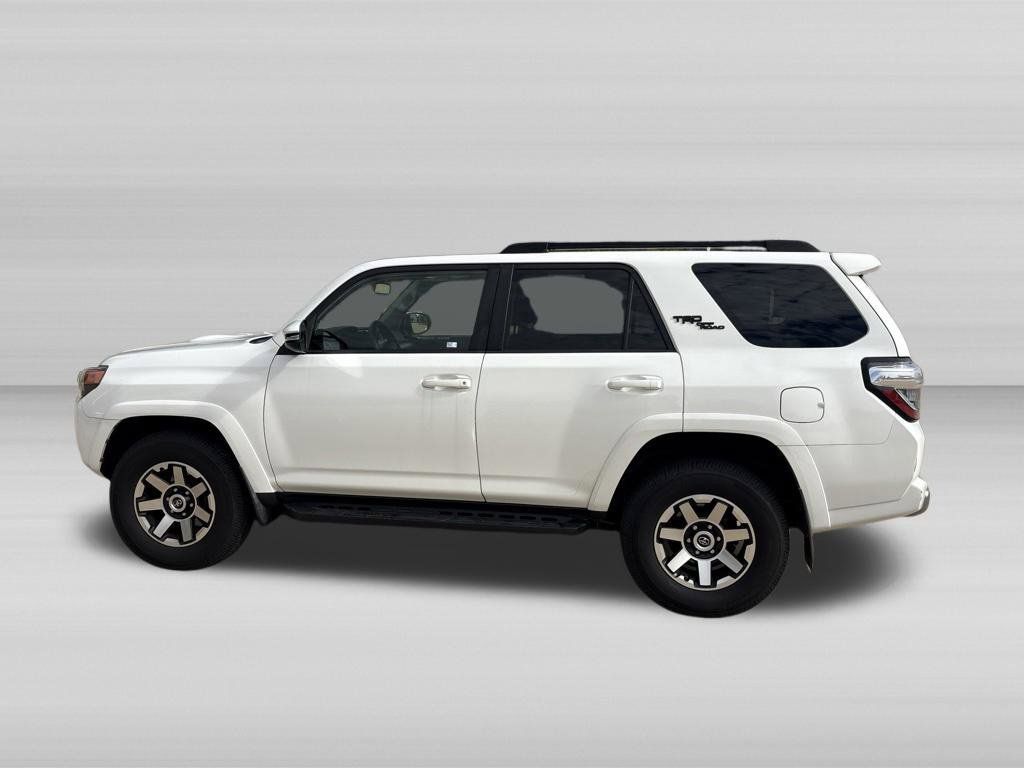 Used 2020 Toyota 4Runner TRD Off-Road Premium w/ Moonroof Package AWD/4WD image 7