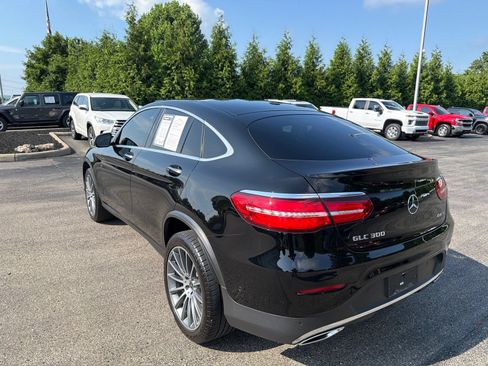 Used 2019 Mercedes-Benz GLC 300 4MATIC Coupe image 3