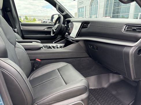 New 2026 Jeep Grand Wagoneer 4WD image 14