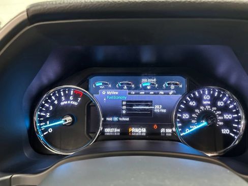 Used 2021 Ford Expedition XLT AWD/4WD image 17