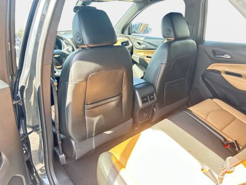 Used 2020 Chevrolet Equinox Premier FWD image 12