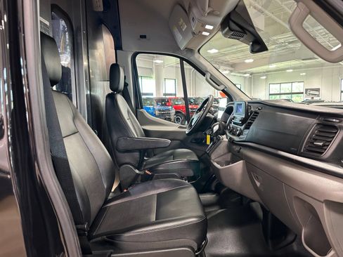Used 2023 Ford Transit 250 148 High Roof Extended w/ Load Area Protection Package RWD image 31