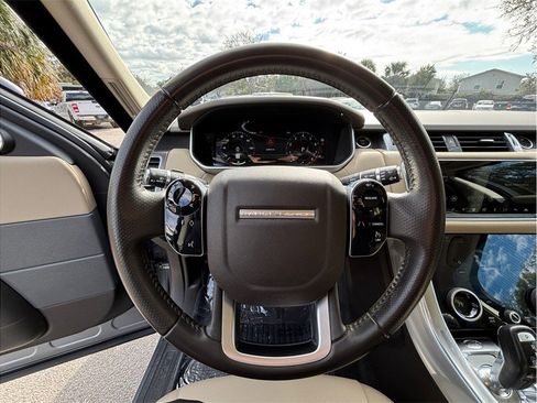 Used 2020 Land Rover Range Rover Sport SE AWD/4WD image 28