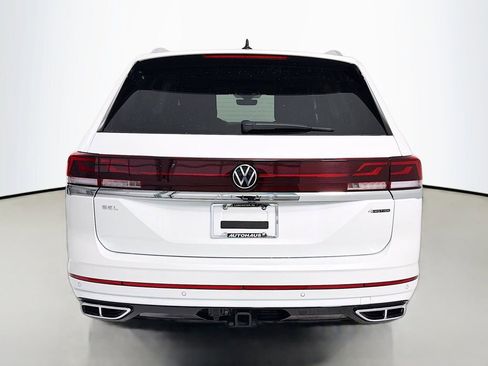 Used 2025 Volkswagen Atlas SEL Premium R-Line image 6