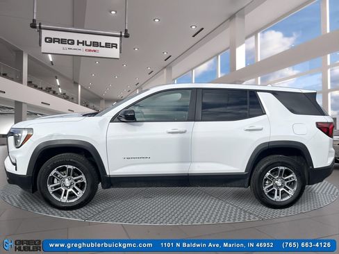 Used 2025 GMC Terrain Elevation image 8