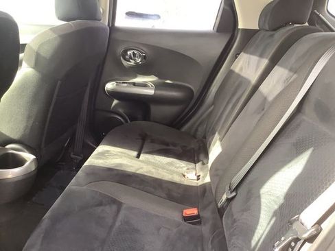 Used 2015 Nissan Juke SV image 20