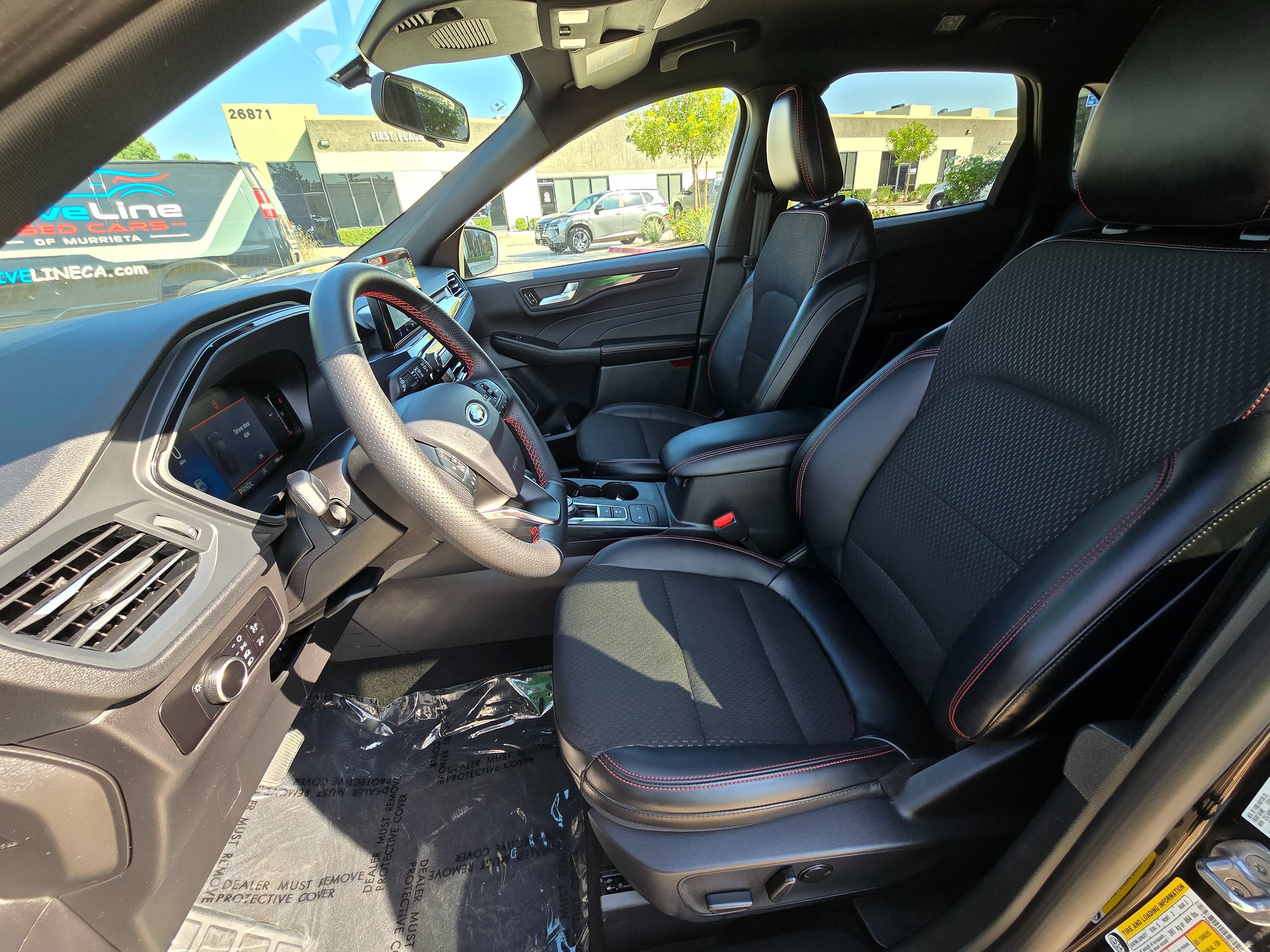 Used 2025 Ford Escape ST-Line FWD image 16