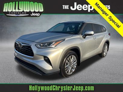 Used 2024 Toyota Highlander Platinum
