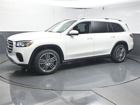 New 2026 Mercedes-Benz GLS 450 4MATIC image 4