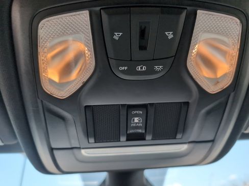 Used 2021 RAM 1500 Big Horn AWD/4WD image 15