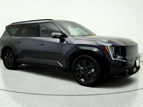 Used 2026 Kia EV9 Land w/ Nightfall Edition Package AWD/4WD image 3