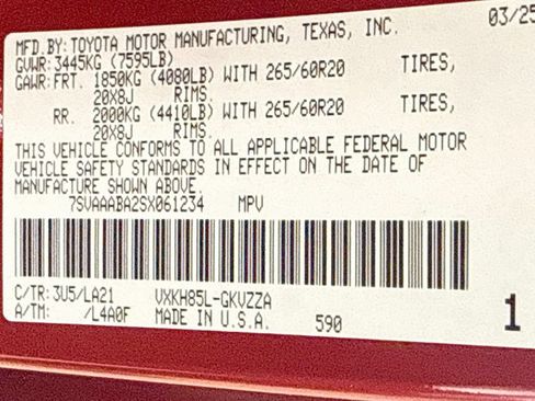 Certified 2025 Toyota Sequoia Platinum w/ Tow Technology Package AWD/4WD image 34