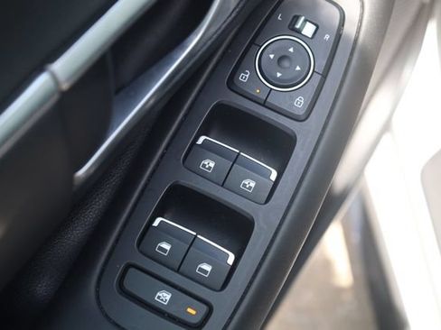 Certified 2025 Hyundai Sonata SEL FWD image 17