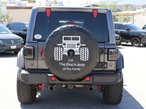 Used 2021 Jeep Wrangler Unlimited Rubicon w/ Xtreme Recon 35" Tire Package AWD/4WD image 5