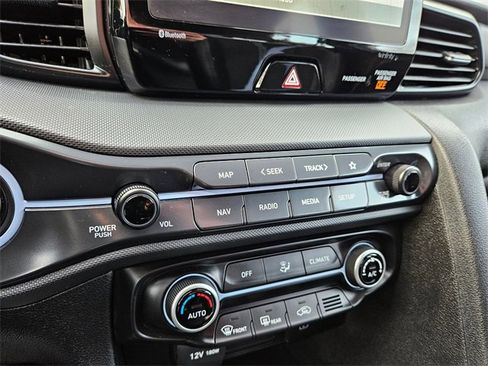 Used 2022 Hyundai Veloster N image 21