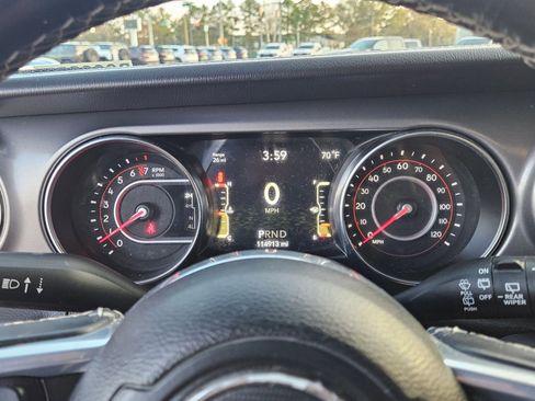 Used 2021 Jeep Wrangler Unlimited Rubicon image 22