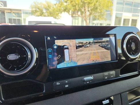 New 2025 Mercedes-Benz Sprinter 2500 image 18