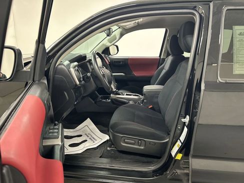 Used 2023 Toyota Tacoma SR5 w/ SX Package image 9