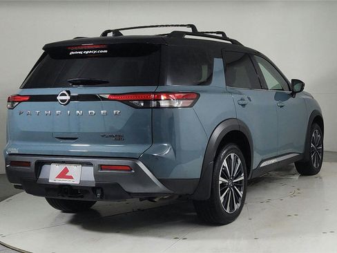 Used 2026 Nissan Pathfinder Platinum w/ Cargo Package AWD/4WD image 6