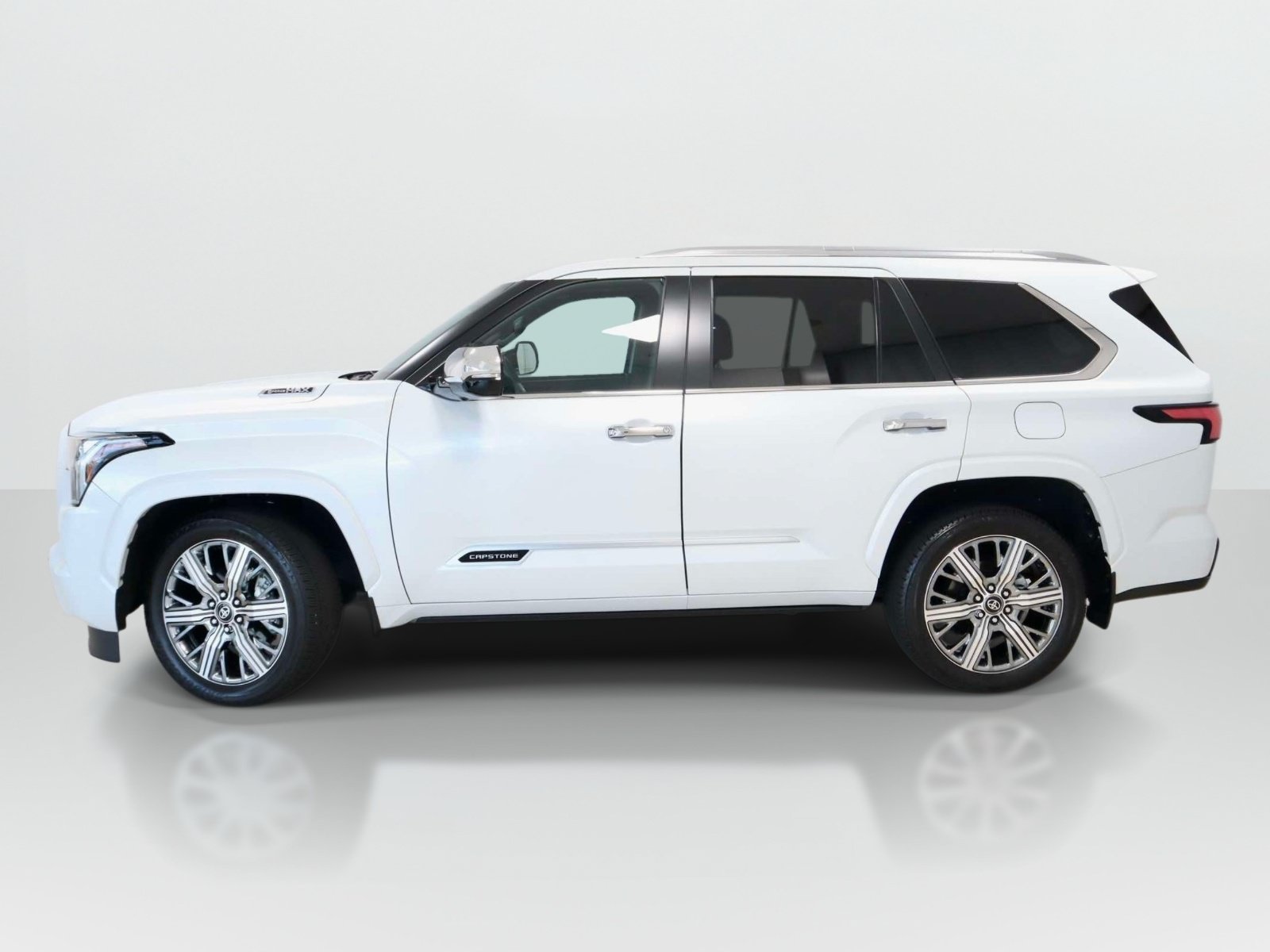 Used 2026 Toyota Sequoia Capstone AWD/4WD image 2