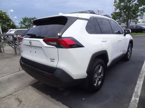 Used 2024 Toyota RAV4 XLE w/ Convenience Package AWD/4WD image 5