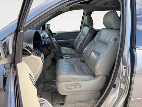 Used 2010 Honda Odyssey EX-L image 7