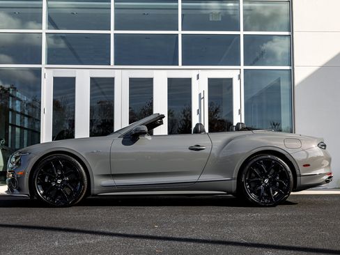 New 2026 Bentley Continental GT Speed image 9