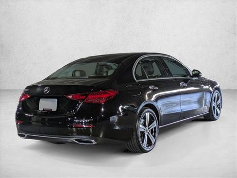 Used 2025 Mercedes-Benz C 300 Sedan image 8