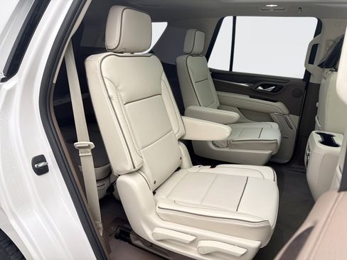 Used 2023 GMC Yukon Denali AWD/4WD image 19