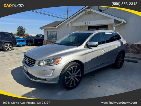 Used 2016 Volvo XC60 T5 Premier w/ Proximity Package FWD image 7