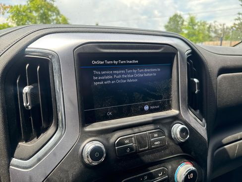 Used 2020 GMC Sierra 1500 Elevation w/ Elevation Value Package AWD/4WD image 10