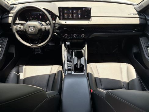 Used 2024 Honda Accord Sport image 11