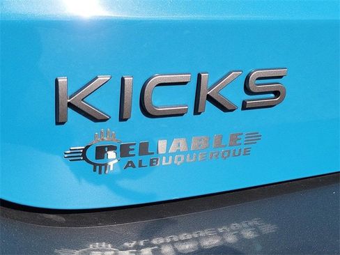 Certified 2025 Nissan Kicks SR image 28