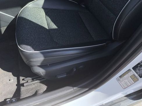 Used 2025 Kia K4 GT-Line w/ GT-Line Sunroof Package image 28