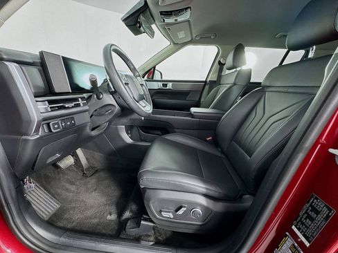 Used 2025 Hyundai Santa Fe SEL image 15